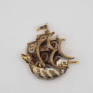 Vintage Damascene Spanish Ship Brooch Sign Sailing Ship Black Silver Gold